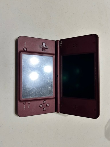 ニンテンドーDSi LL