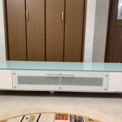 テレビ台、ガラス 1500mm x 400mm x 300mmの画像
