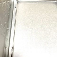 ★【LINE friends チョコレート缶ケ－スの2セット】★美品★の画像