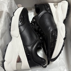 MICHAEL KORS スニーカーの画像