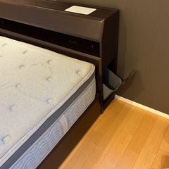 ニトリ　ダブルベッドの画像