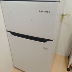 電子レンジ、冷蔵庫の画像