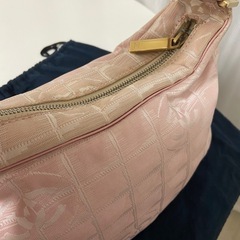 CHANEL ニュートラベルライン・ショルダーバッグ・ピンクの画像