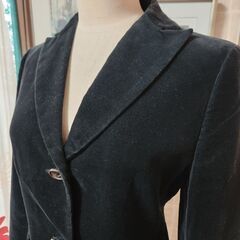 ∴COMME CA DU MODE(コムサ・デ・モード) エレガント、そしてハンサム。惚れ惚れするシルエットの冬ジャケット、いかがでしょうか？の画像