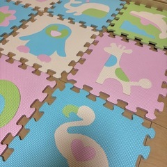 パステルカラーのジョイントマットの画像