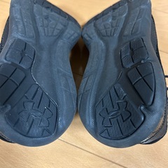 アンダーアーマーシューズの画像