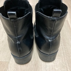 16日迄ブーツ　Mの画像