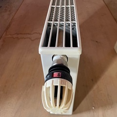 FUJITSU温水ヒーター　パネルヒーターKHP304の画像