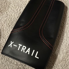 エクストレイルT32専用アームレストカバーの画像