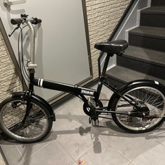 20インチ ギア6速付き 折りたたみ自転車（配達可）の画像