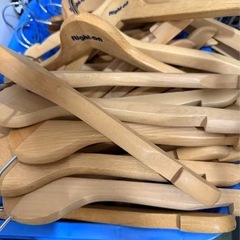 ライトオンハンガー10本1000円の画像