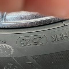 スタッドレス4本　225/60R18　2023年製　CX-8　アルファード　CR-V　　RAV4　エクストレイルの画像