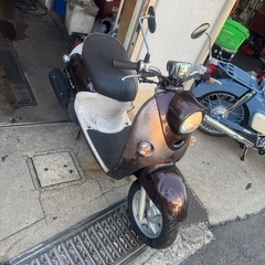 paypay可能　sa37j ビーノ　49CC   VINO 2種登録　自賠責8年6月　黄色ナンバー　二段階右折不要  無料で 原付50登録も可能です。の画像