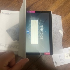 新品Lenovo Tab M10の画像