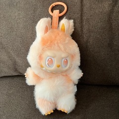 ◆正規品◆POP MARTオンラインLABUBU ラブブ　らぶぶ　オレンジ色◆の画像