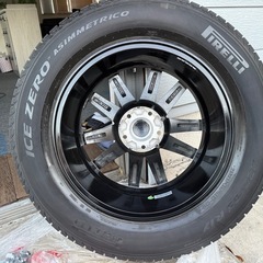 スタッドレスタイヤの画像