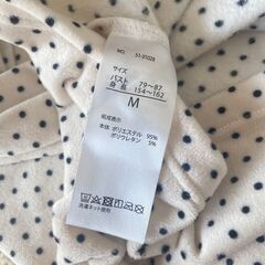 美品 CLOSSHI ファイバーヒート ドット柄 タートル トップス Mサイズの画像