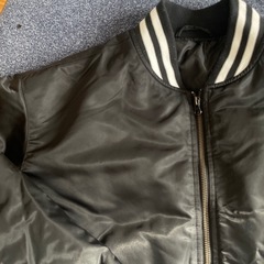 美品　GU ジャンパー　メンズ　サイズXLの画像