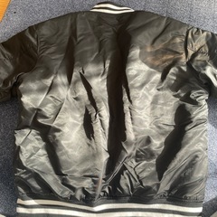 美品　GU ジャンパー　メンズ　サイズXLの画像