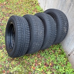 現行シエンタスタッドレス 185/65R15 純正ホイール付きの画像