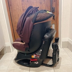 エールべべ　クルットNT2  チャイルドシート②の画像
