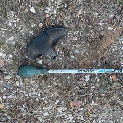 ジャンク マキタ  MUR190UDRG  充電式草刈機の画像