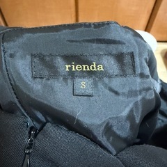 rienda  ワンピースの画像