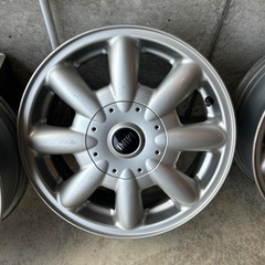 MINIのホイール15inch4穴の画像