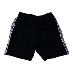umbro 黒 ハーフパンツ Mサイズの画像