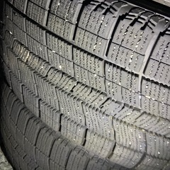 スタッドレスタイヤの画像