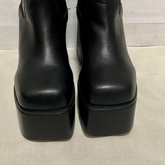 EMODA タンクソールバルキーブーツ S 黒 厚底 スクエアトゥ 22.5㎝の画像