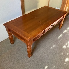 カントリー調のローテーブルを格安でお譲りしますの画像