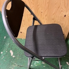 折り畳みパイプ椅子の画像