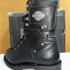 美品　Harley-Davidsonバイカーブーツ、サイドジッパーと金属バックル付き。の画像
