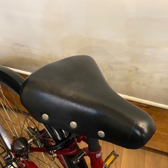 26インチ　6段変速　自転車　ワインレッドの画像