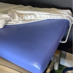 整骨院用ベッド2台セット　引取限定　　の画像