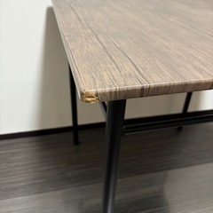 ダイニングテーブルの画像