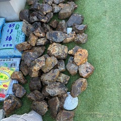 ドライガーデン、ロックガーデン　サビ石　錆石　割栗石の画像