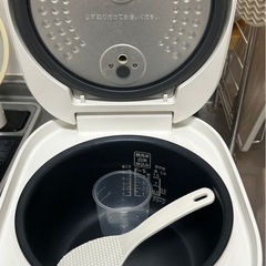 炊飯器 5.5合炊きの画像