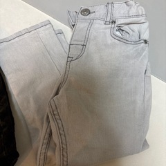 ☆90-100☆ズボン2
着の画像