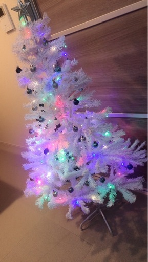 ホワイトクリスマスツリー