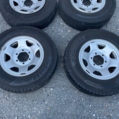 ハイエース　スチール ホイール 4本　195/80R15 107/105L LT 
スタッドレスの画像