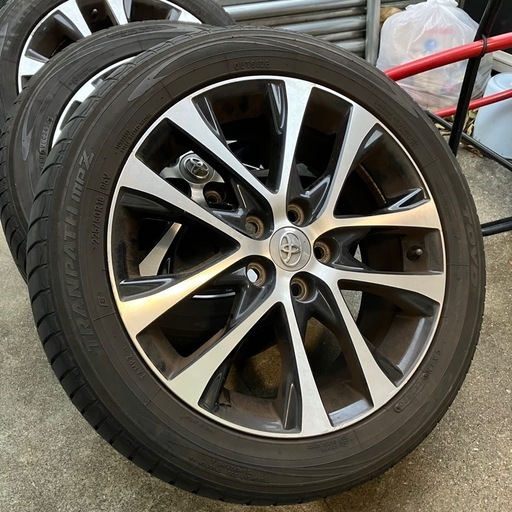 決まりました。中古タイヤ トーヨータイヤ 225/50R18  