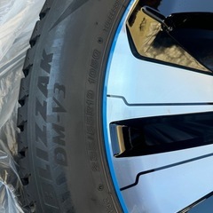 Mercedes 19インチホイールとBLIZZAK DM-V3の画像