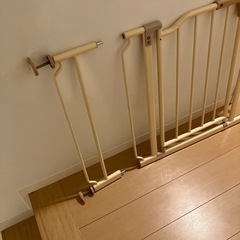 ベビーゲート　ブラウンの画像