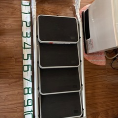 【決まりました】アルミ幅広4段脚立　ハシゴ　の画像