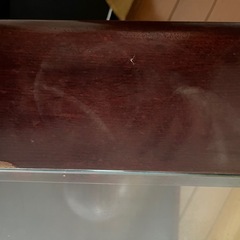 シックで落ち着きのあるリビングローテーブルの画像