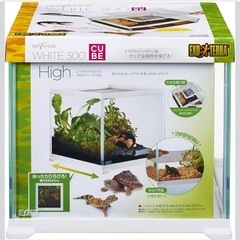 爬虫類ケージ・水槽(W31.6×D31.6×H28.2cm)の画像