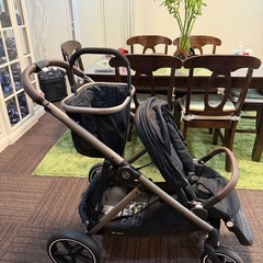 Cybex Gazelle S ベビーカー (シングルからダブル可能) + Cybex Cloud Z チャイルドシート の画像