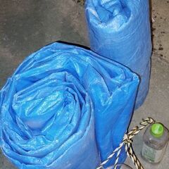 ブルーシートの画像